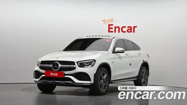 2021 Mercedes-Benz GLC