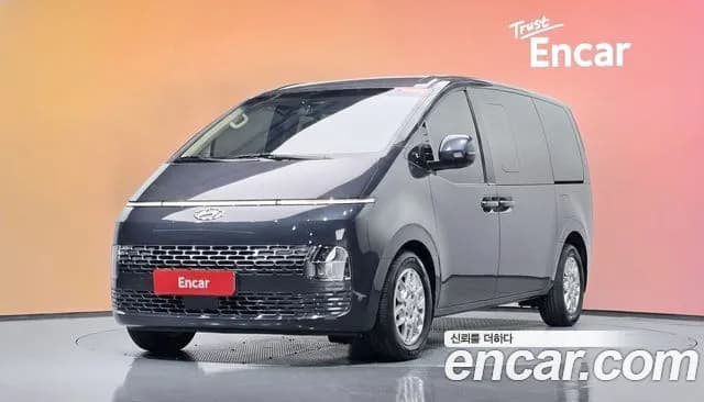 2022 Hyundai Staria